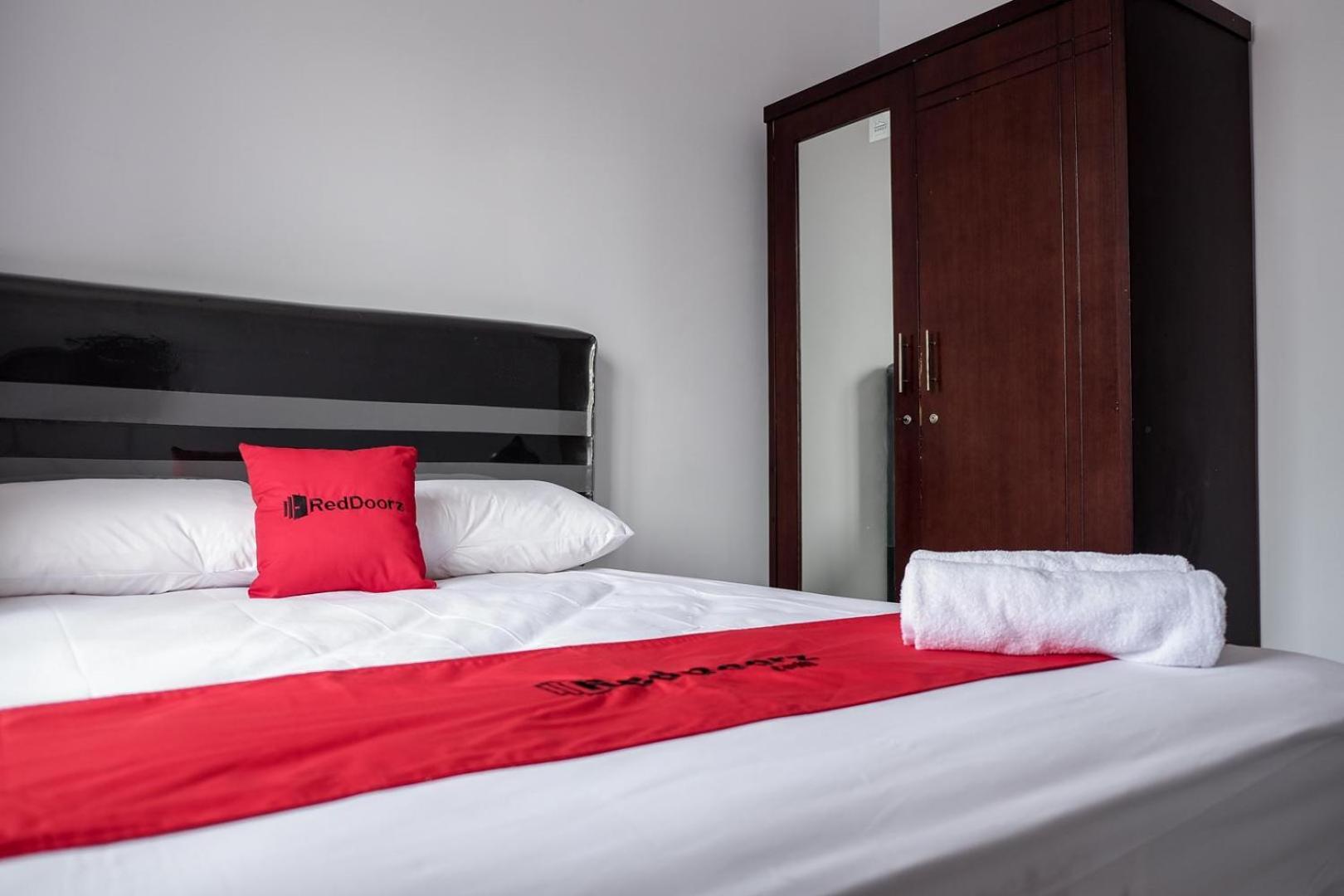 Reddoorz Near Supermall Karawaci 2 Tangerang Exterior foto
