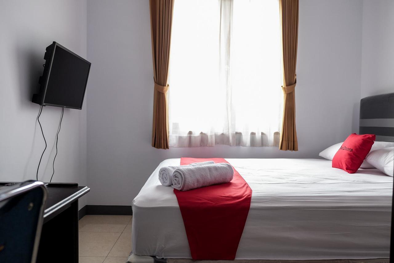 Reddoorz Near Supermall Karawaci 2 Tangerang Exterior foto